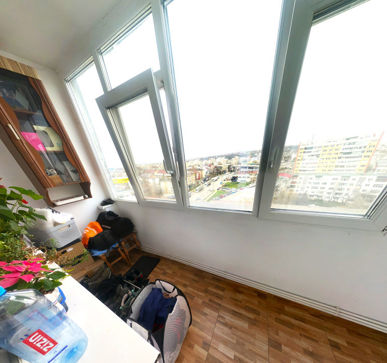 Apartament cu 2 camere - Podu Ros